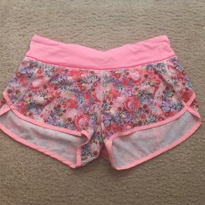 NWOT Lululemon Shorts 4